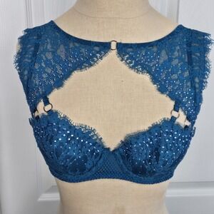 Victoria's Secret Very Sexy Lined Demi Bra Size 32C Rhinestones‎ Lingerie